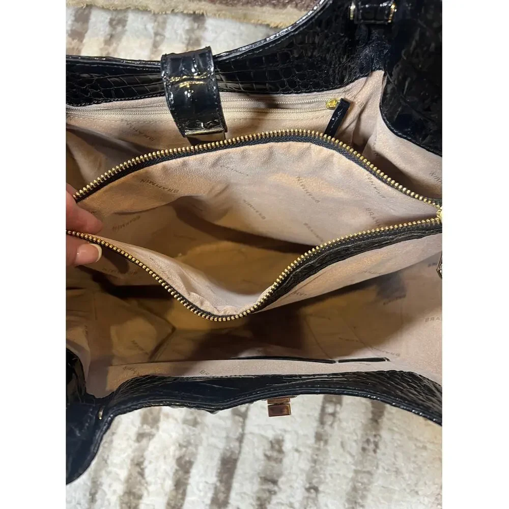 Brahmin Mallory Black Melborne Satchel With Gold Clasp Zipper Pocket EUC